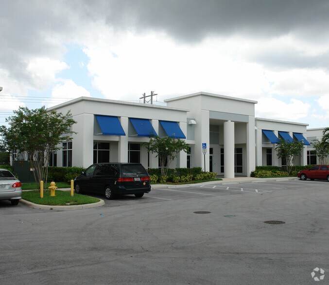 More Photos Of 1391 Sawgrass Corporate Pky, Sunrise Office For Sale