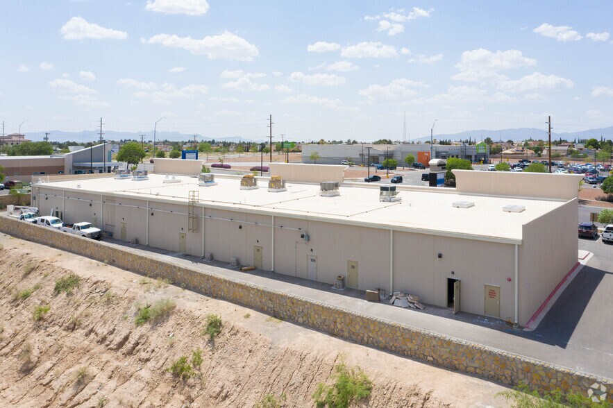 More Photos Of 1550 N Zaragoza Rd, El Paso Storefront Retail Office For Lease