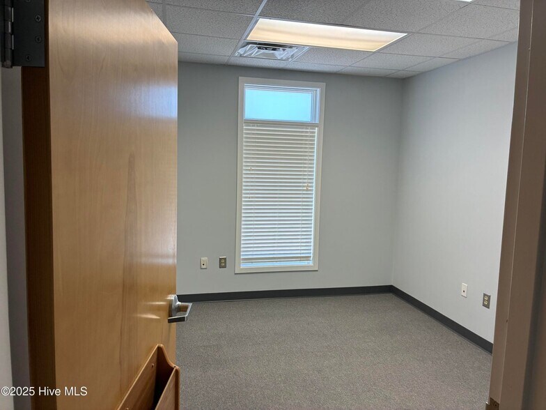 More Photos Of 1507 N Road St, Elizabeth City Medical For Lease