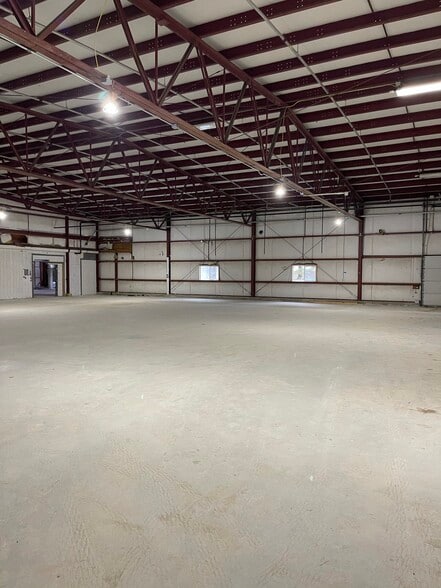 More Photos Of 815 Pleasant St, Lee Manufacturing For Sale