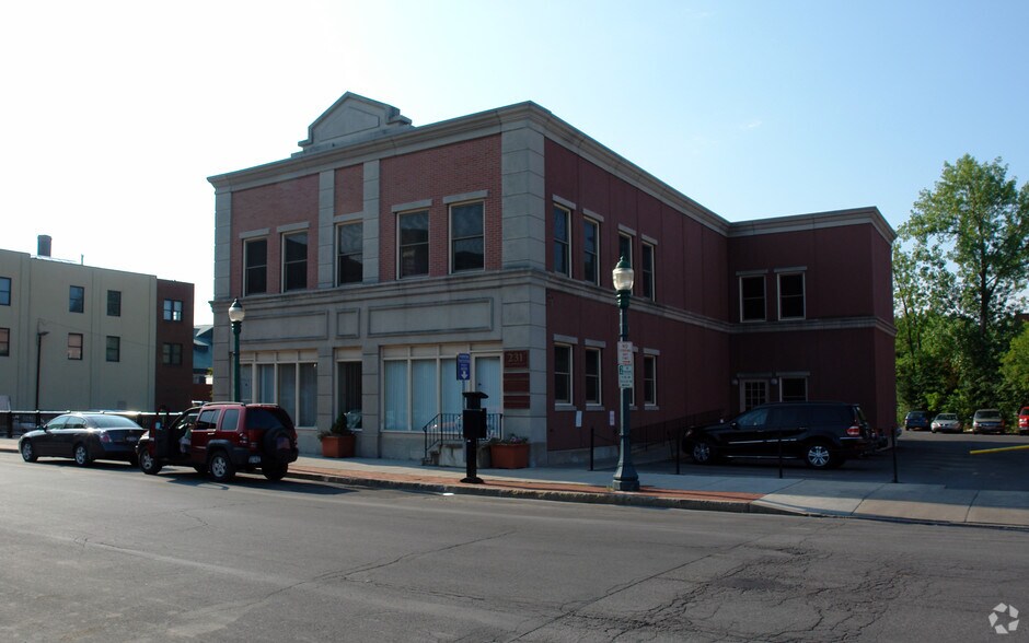 More Photos Of 231 Walton St, Syracuse Office Residential For Sale