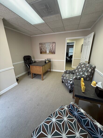 More Photos Of 10615 Judicial Dr, Fairfax Office For Sale