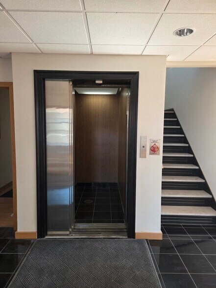 More Photos Of 210 E Fayette St, Syracuse Office For Sale