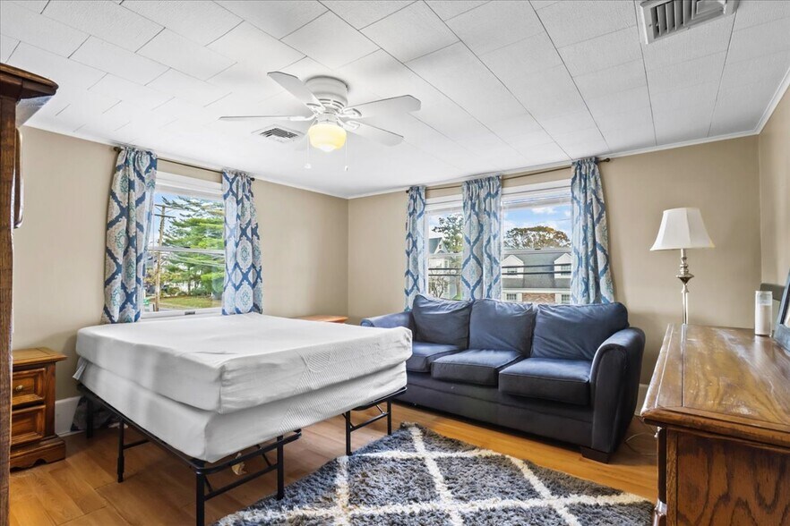 More Photos Of 1001 Arnold Ave, Point Pleasant Storefront Retail Residential For Sale