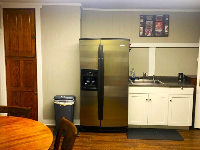 More Photos Of 78 E Franklin St, Dayton Office For Sale