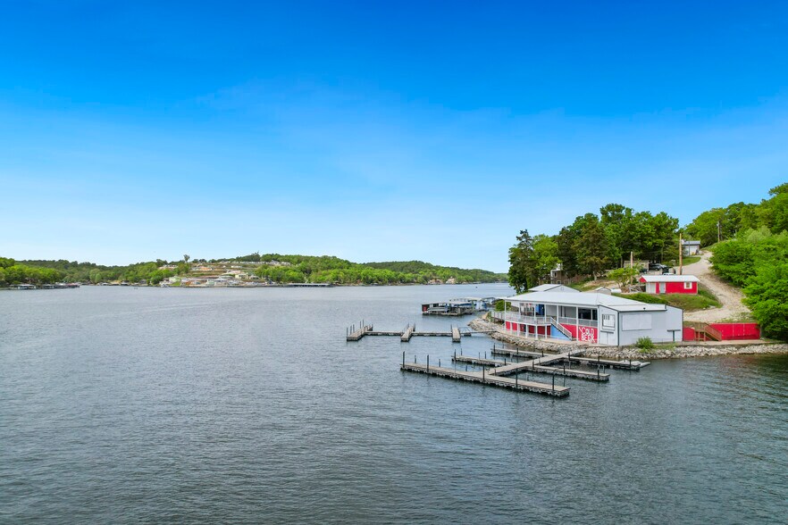 More Photos Of 27485 Cross Ln, Barnett Restaurant For Sale