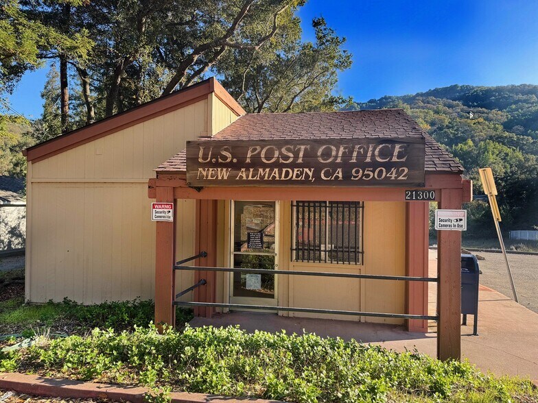 More Photos Of 21300 Almaden Rd, San Jose General Retail For Sale