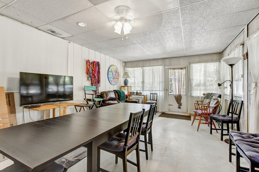 More Photos Of 4833 College Oak Dr, Sacramento Multifamily For Sale
