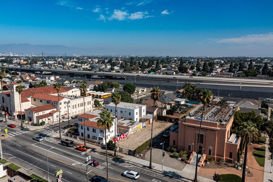 More Photos Of 5710 S Figueroa St, Los Angeles Land For Sale