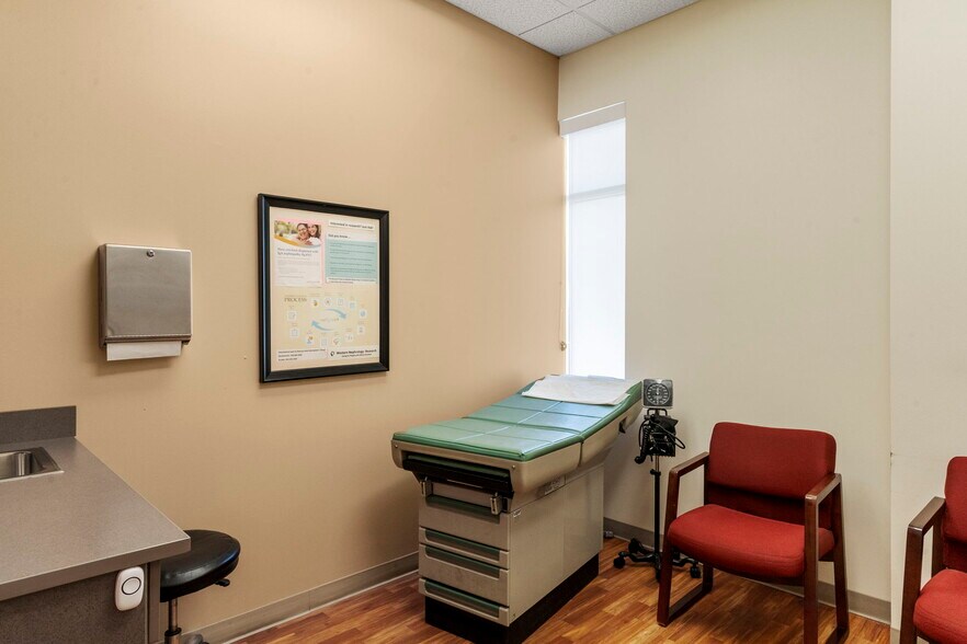 More Photos Of 8410 Decatur St, Westminster Medical For Sale