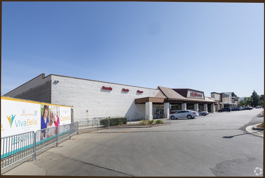 More Photos Of 3885-3977 Cochran St, Simi Valley Unknown For Lease