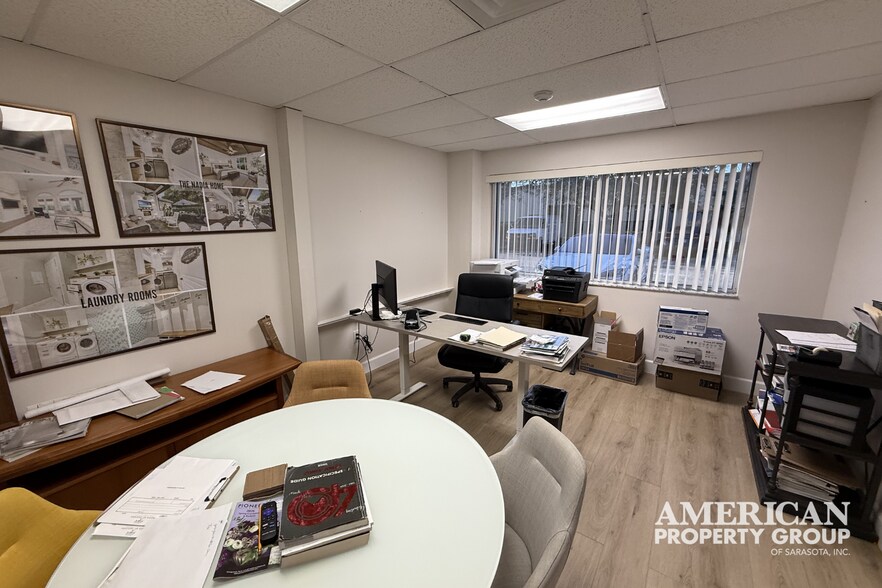 More Photos Of 7610-7630 Matoaka Rd, Sarasota Warehouse For Lease