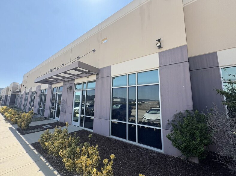 Primary Photo Of 25695 Jefferson Ave, Murrieta Flex For Lease