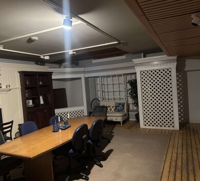 More Photos Of 1811 W Silver Spring Dr, Glendale Office For Lease