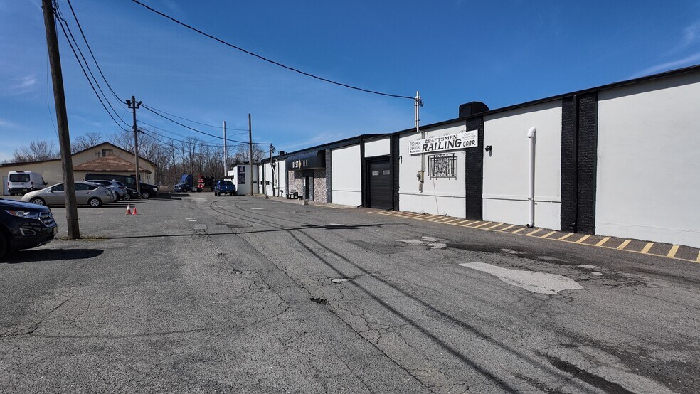 More Photos Of 3 Cass St, Keyport Warehouse For Lease