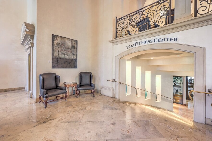 More Photos Of 2827 Paradise Rd, Las Vegas Health Club For Sale