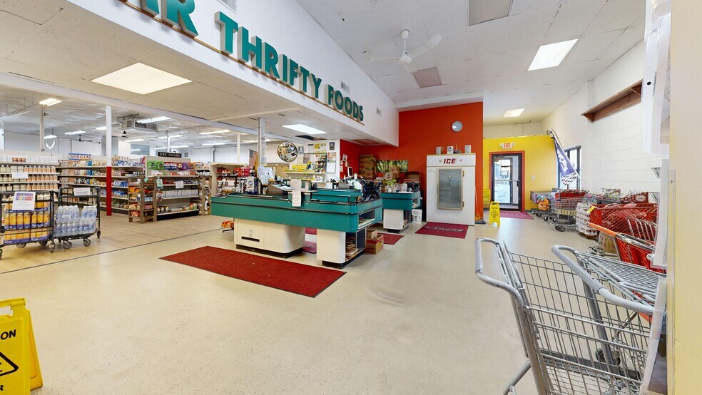 More Photos Of 201 N 14th St, Billings General Retail For Sale