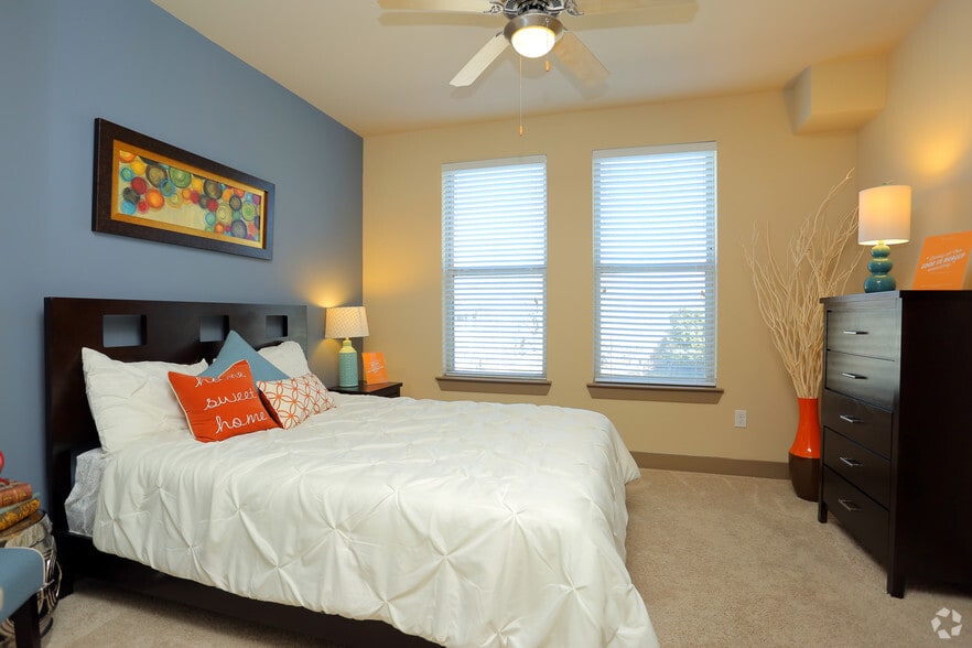 More Photos Of 1325 N Walker Ave, Oklahoma City Apartments For Lease
