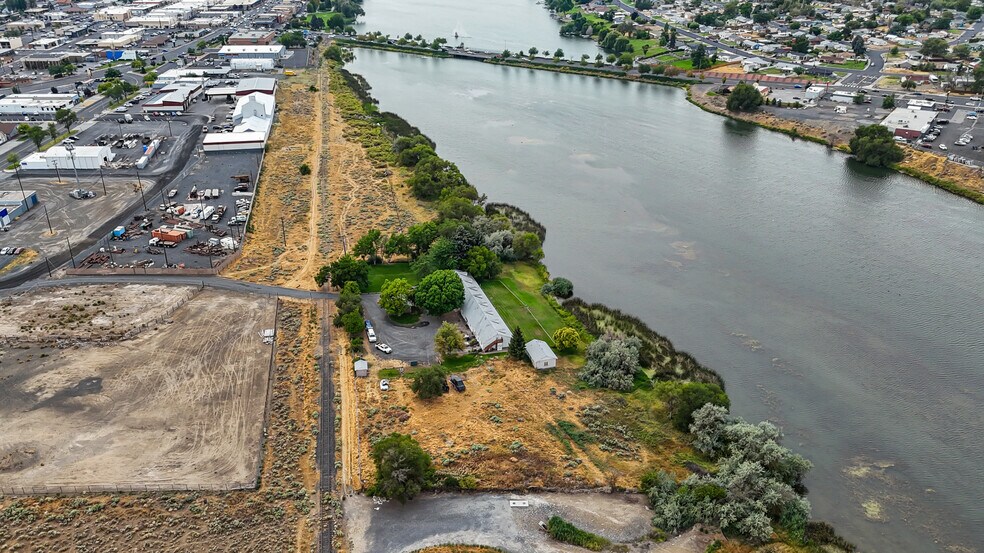 More Photos Of 510 Fig St, Moses Lake Apartments For Sale