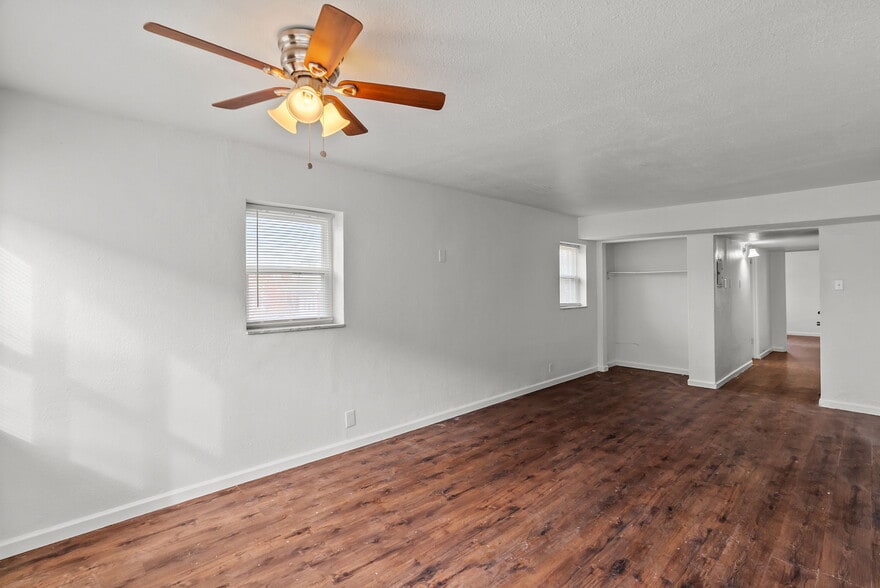 More Photos Of 3752 Chippewa St, Saint Louis Apartments For Sale