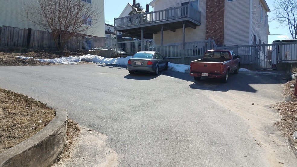 More Photos Of 185 High St, Clinton Office For Lease