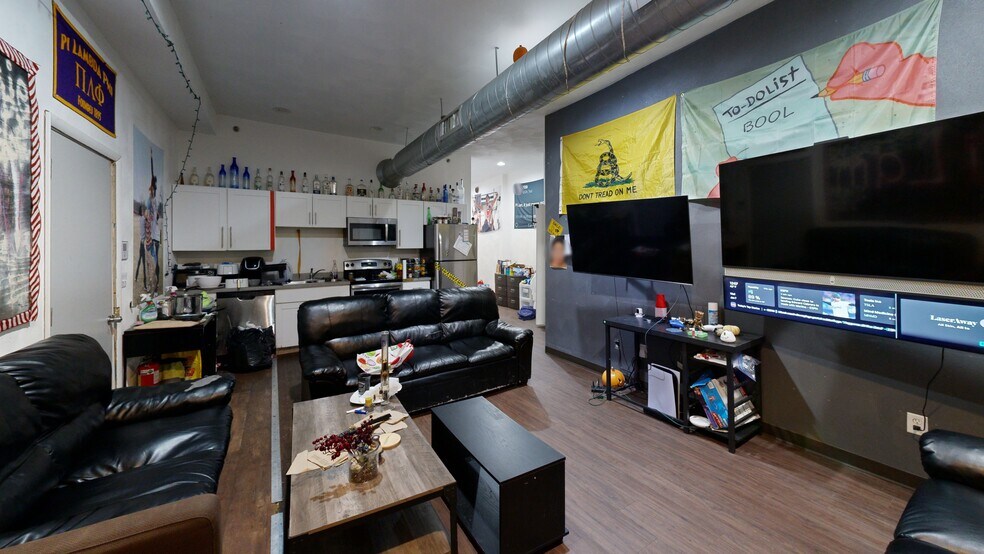 More Photos Of 221 Washington St, Binghamton Unknown For Sale