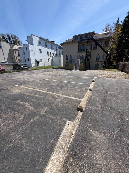 More Photos Of 246 W 6th St, Erie Office For Lease