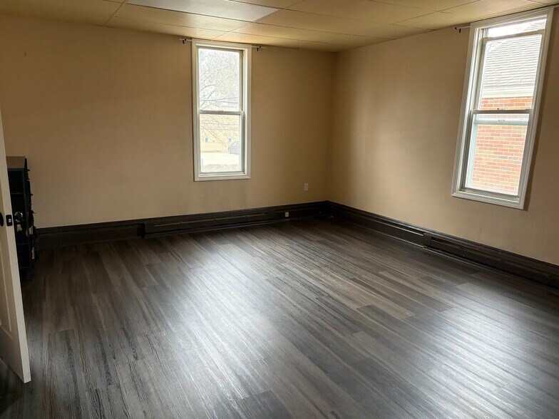 More Photos Of 671 5th St, Oakmont Apartments For Sale