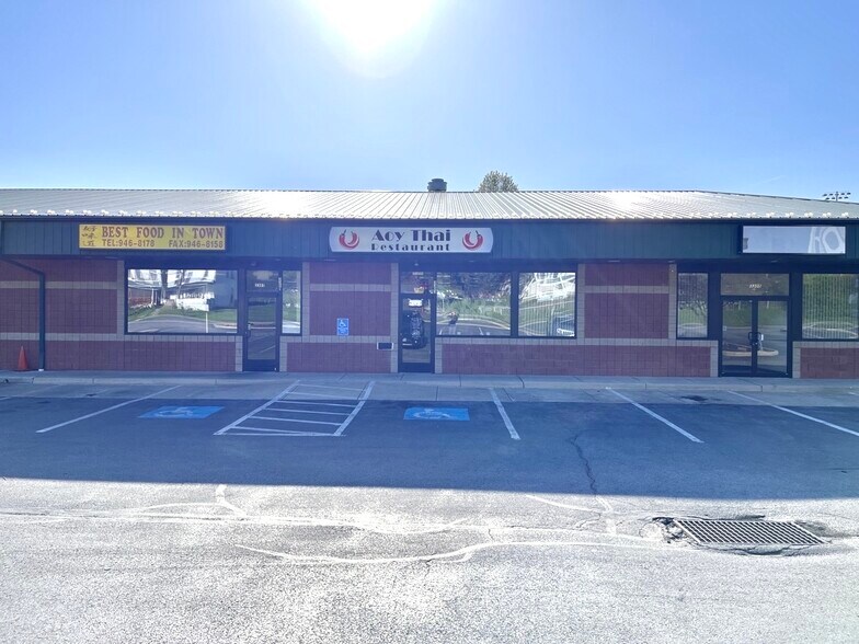 More Photos Of 3229 6th Ave, Altoona Storefront For Lease