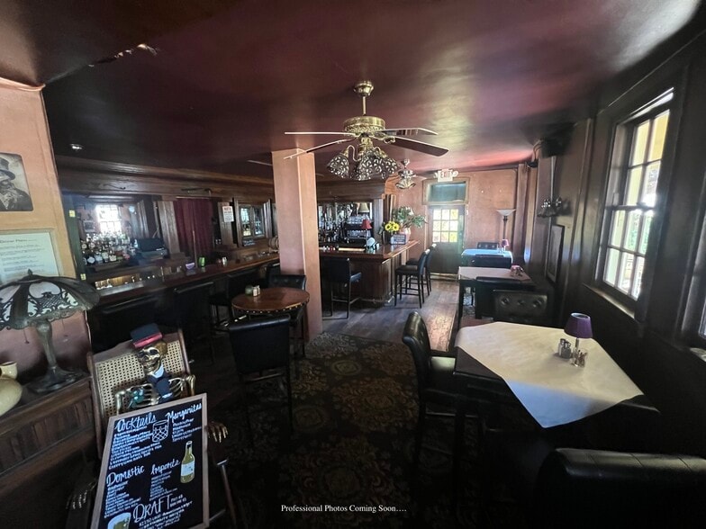 More Photos Of 200 Hill St, Jerome Hotel For Lease