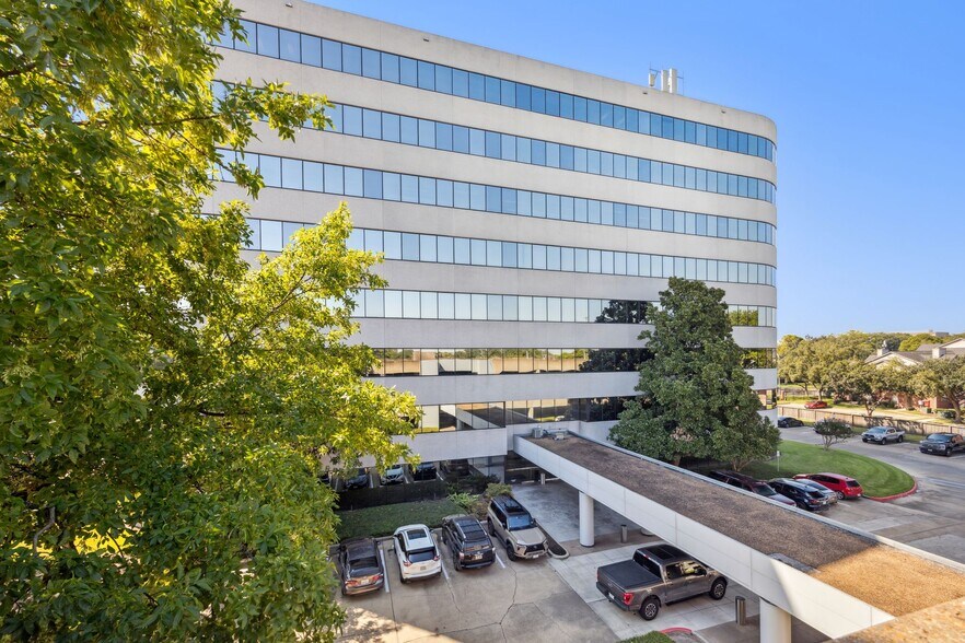 More Photos Of 9800 Richmond Ave, Houston Office For Lease