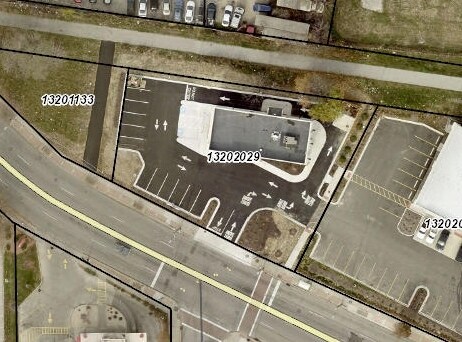 More Photos Of 6401 Broadway Ave, Cleveland Drugstore For Lease