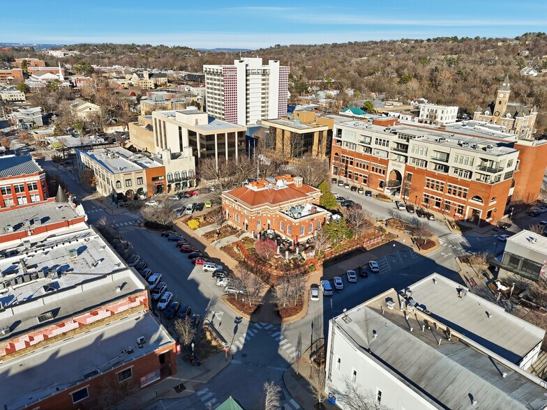 More Photos Of 21 W Mountain St, Fayetteville Storefront Retail Office For Lease