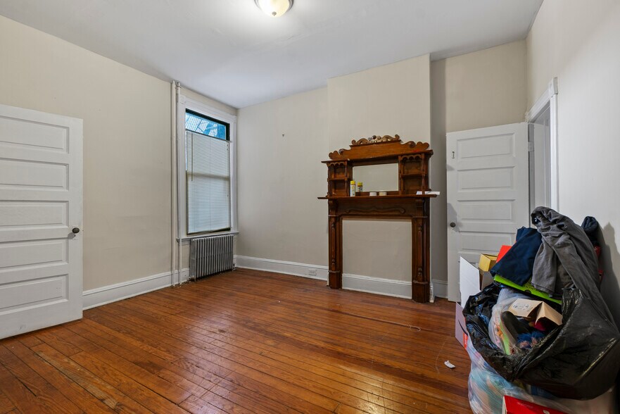 More Photos Of 28 E 25th St, Baltimore Storefront Retail Residential For Sale