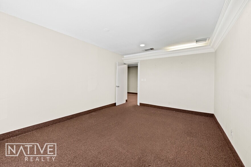 More Photos Of 2817 E Oakland Park Blvd, Fort Lauderdale Office For Sale