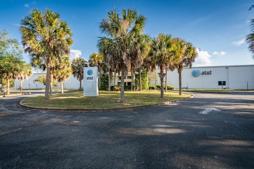 More Photos Of 5312 SW 6th Pl, Ocala Office For Lease