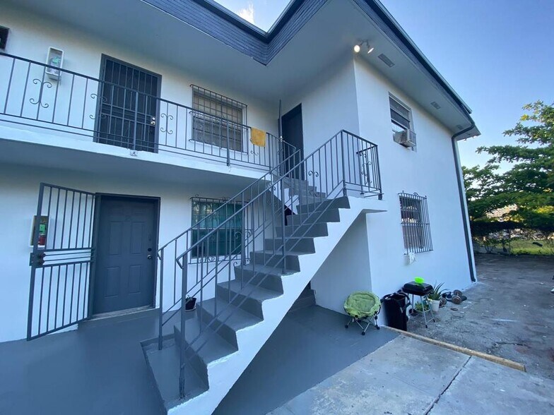 More Photos Of 641 NW 2nd St, Miami Apartments For Sale