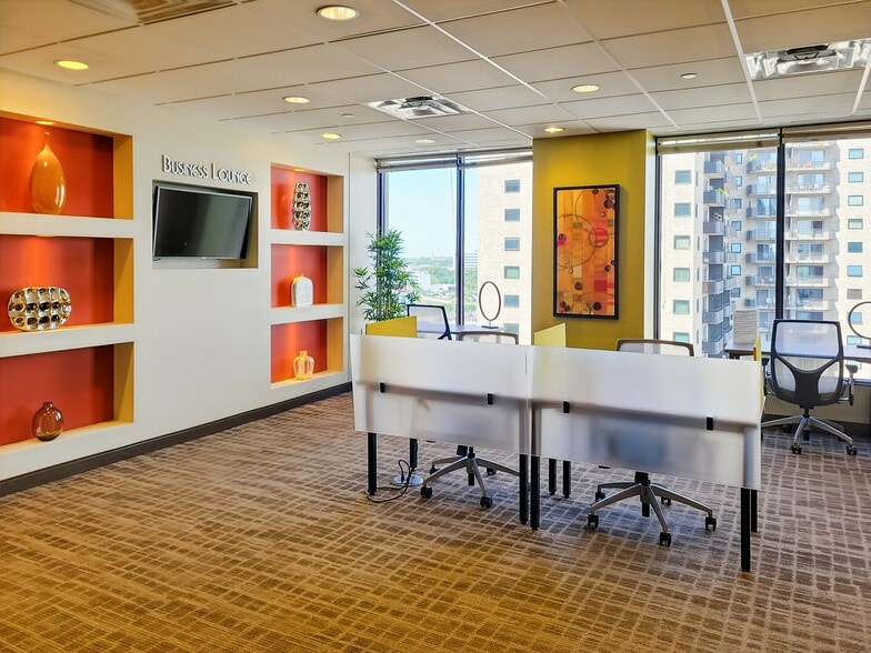 More Photos Of 445 Minnesota St, Saint Paul Coworking Space