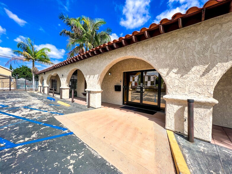 More Photos Of 623 W La Habra Blvd, La Habra Medical For Sale