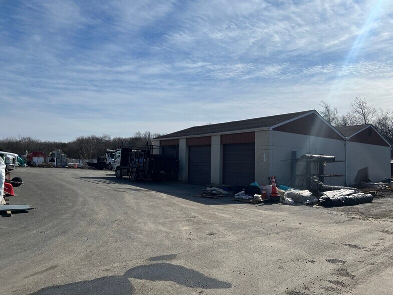 More Photos Of 1401 Industrial Hwy, Cinnaminson Manufacturing For Lease