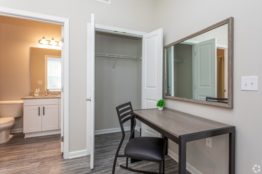 More Photos Of 619 S Kerr Ave, Wilmington Apartments For Sale