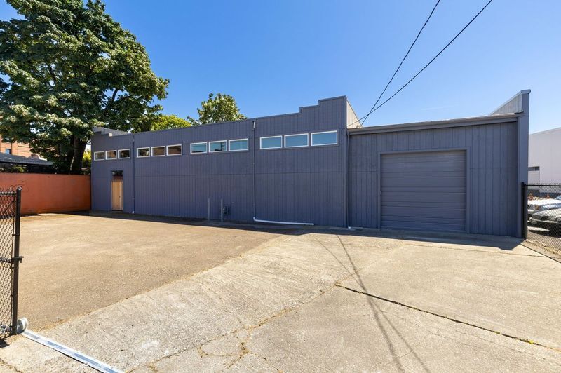 Primary Photo Of 957 S Doris St, Seattle Service For Sale