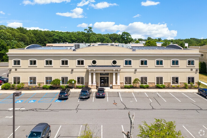 More Photos Of 234 Industrial Way, Eatontown Medical For Lease