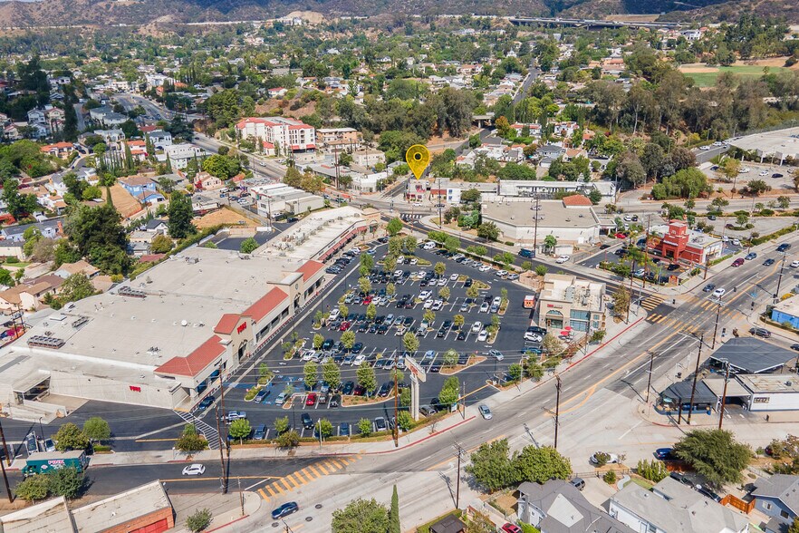 More Photos Of 1063 Colorado Blvd, Los Angeles Medical For Sale