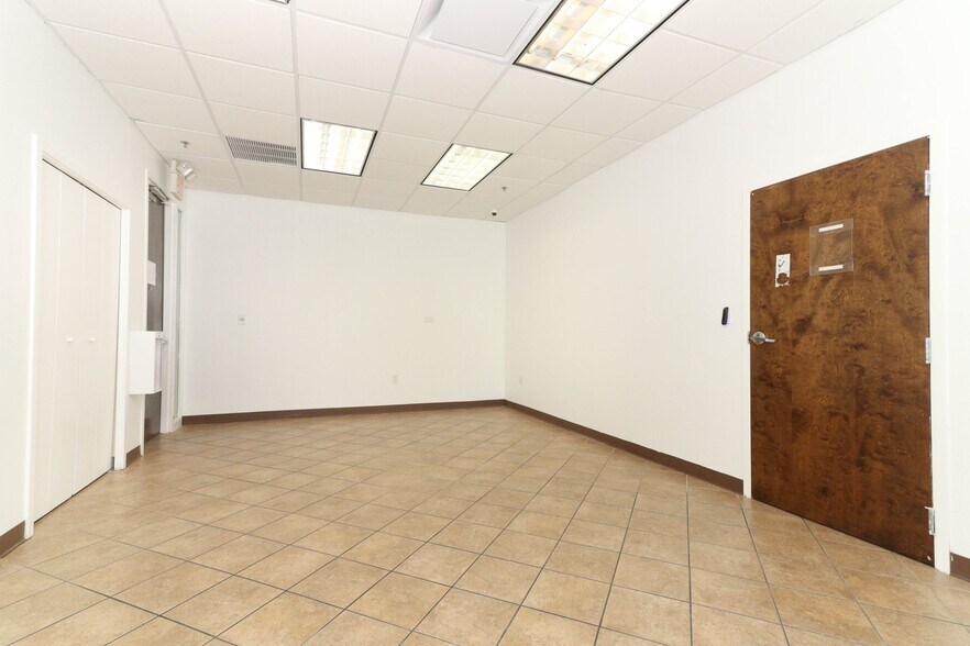 More Photos Of 6735 Conroy Windermere Rd, Orlando Medical For Sale