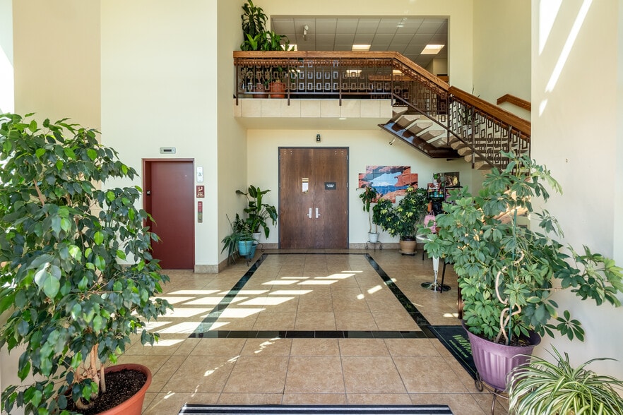 More Photos Of 10035 Federal Dr, Colorado Springs Distribution For Lease
