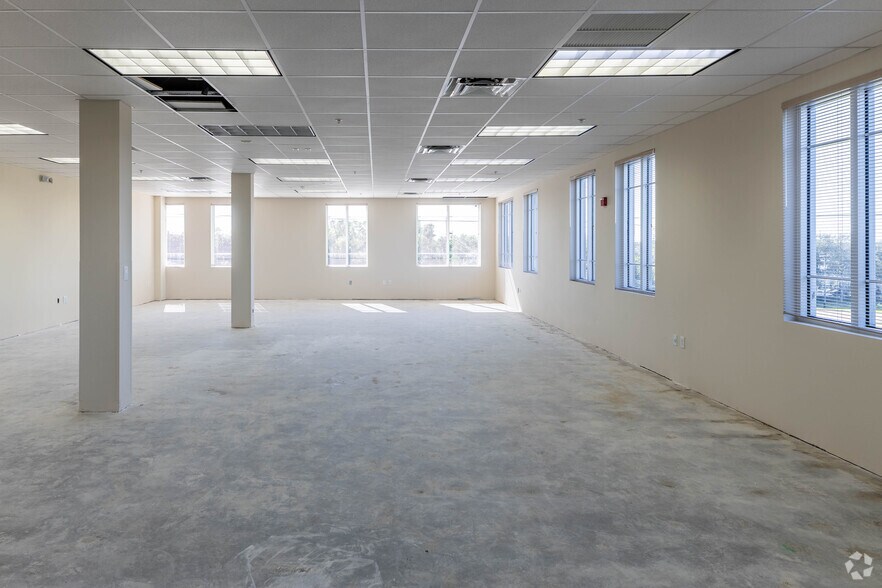 More Photos Of 1398 SW 160th Ave, Weston Medical For Lease