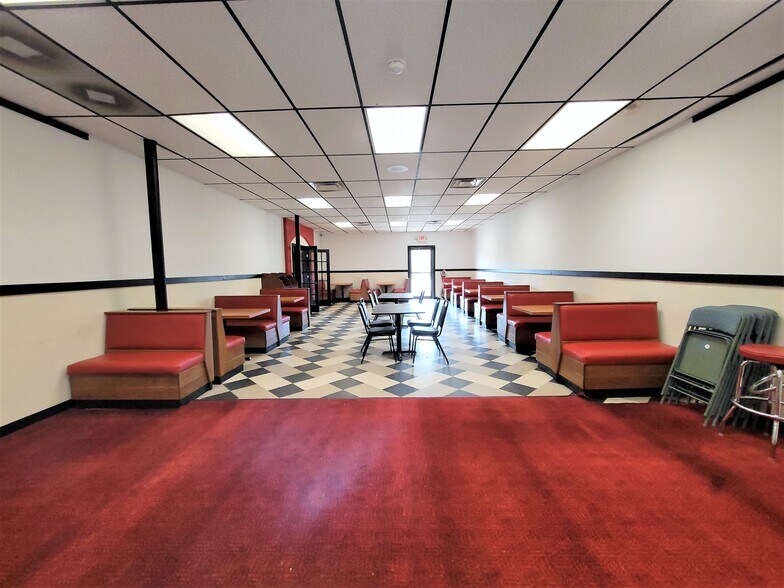 More Photos Of 1606 Argillite Rd, Flatwoods Restaurant For Sale