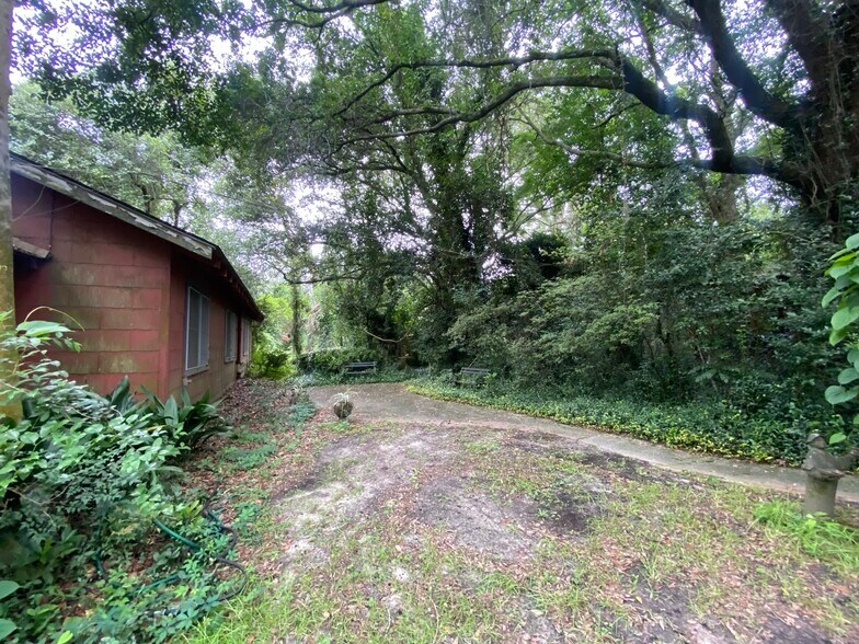 More Photos Of 306 E Doty Ave, Summerville Land For Sale