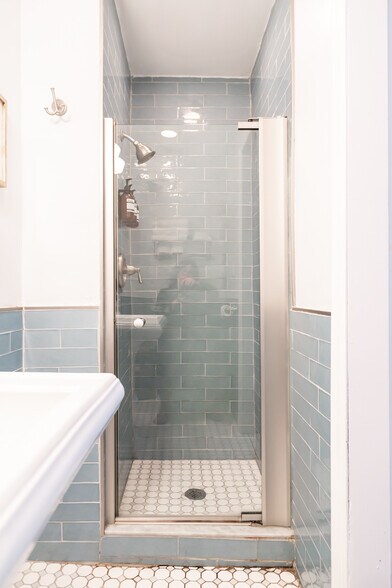 More Photos Of 175 Liberty St, Newburgh Apartments For Sale